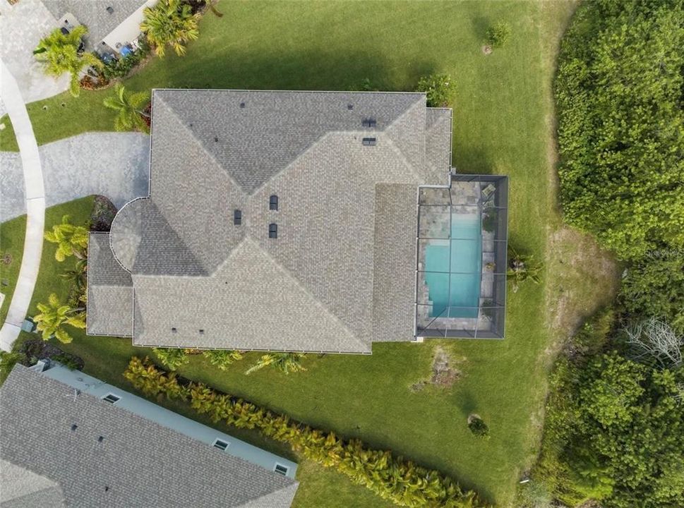 For Sale: $999,999 (5 beds, 4 baths, 4361 Square Feet)
