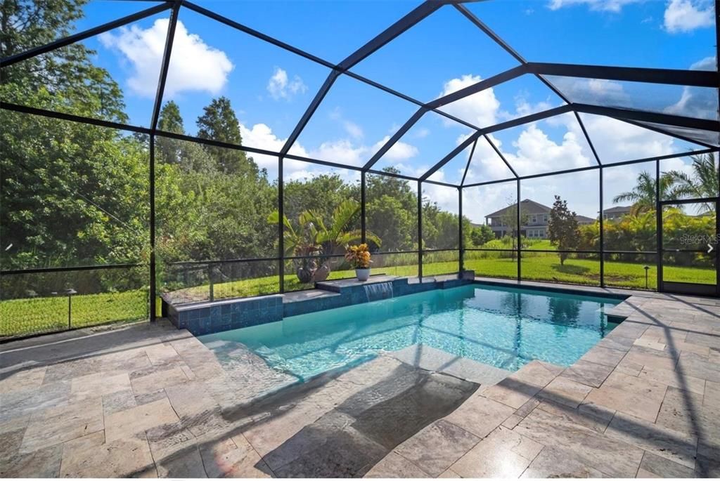 For Sale: $999,999 (5 beds, 4 baths, 4361 Square Feet)