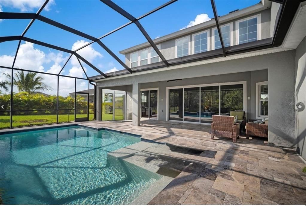 For Sale: $999,999 (5 beds, 4 baths, 4361 Square Feet)