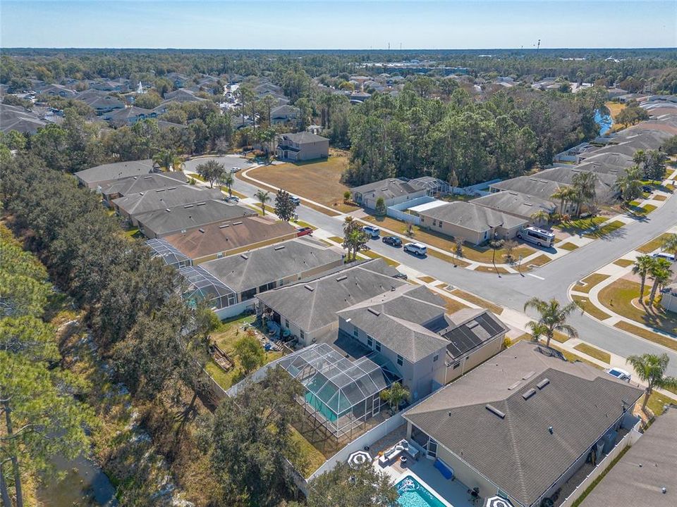 For Sale: $525,000 (5 beds, 2 baths, 2534 Square Feet)