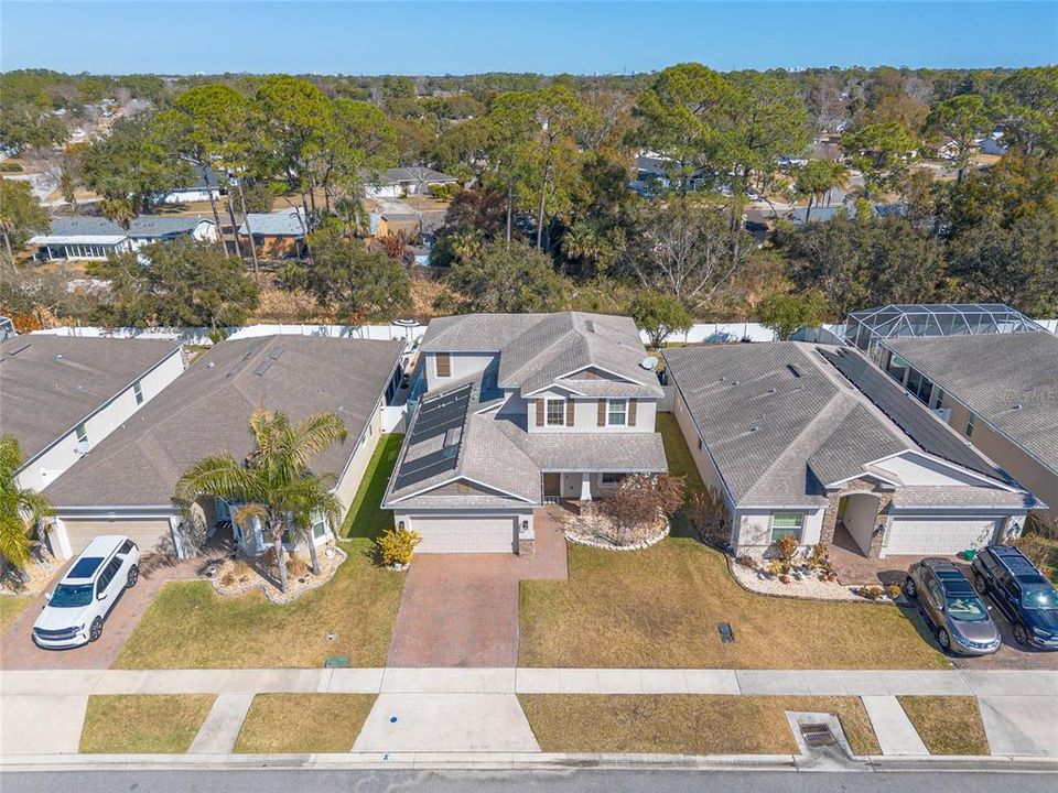 For Sale: $525,000 (5 beds, 2 baths, 2534 Square Feet)