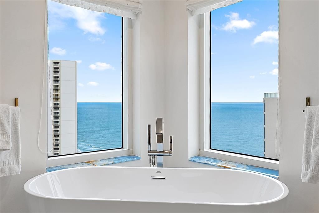 En Venta: $5,475,000 (3 camas, 3 baños, 3032 Pies cuadrados)