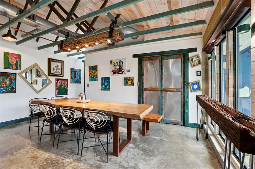 На продажу: $1,295,000 (4 спален, 2 ванн, 2619 Квадратных фут)