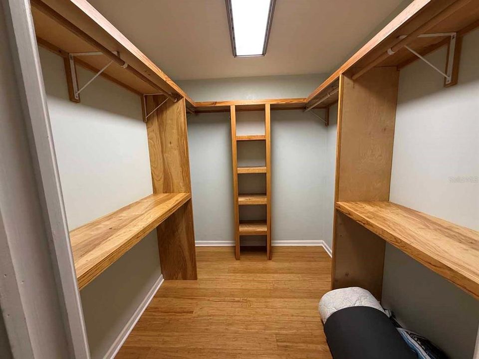 En Venta: $575,000 (3 camas, 2 baños, 1910 Pies cuadrados)