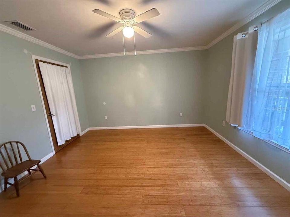 En Venta: $575,000 (3 camas, 2 baños, 1910 Pies cuadrados)