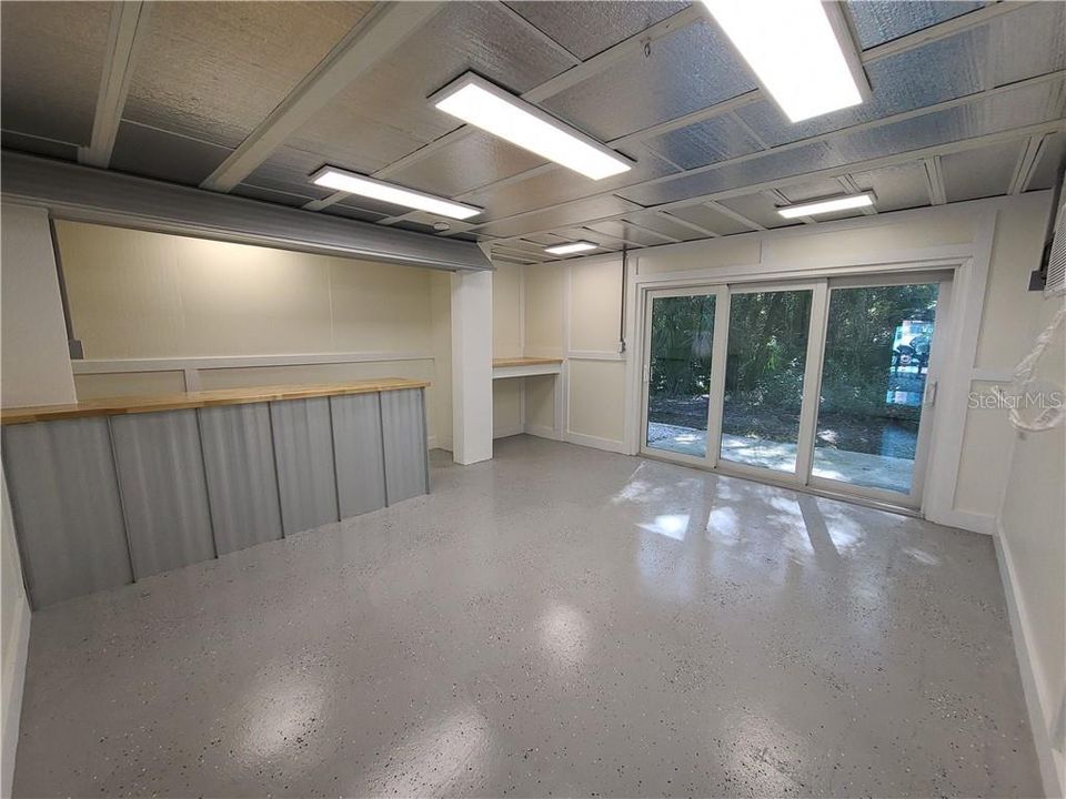 For Rent: $1,800 (2 beds, 2 baths, 1160 Square Feet)