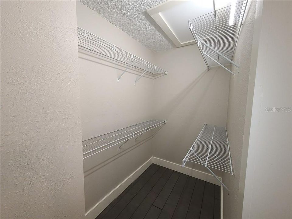 For Rent: $1,800 (2 beds, 2 baths, 1160 Square Feet)