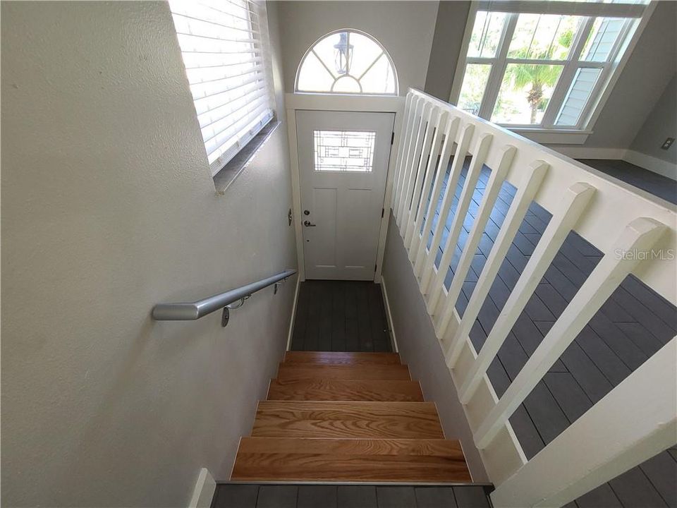 For Rent: $1,800 (2 beds, 2 baths, 1160 Square Feet)
