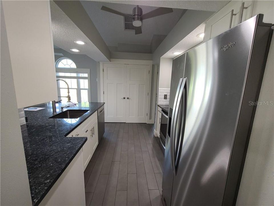 For Rent: $1,800 (2 beds, 2 baths, 1160 Square Feet)