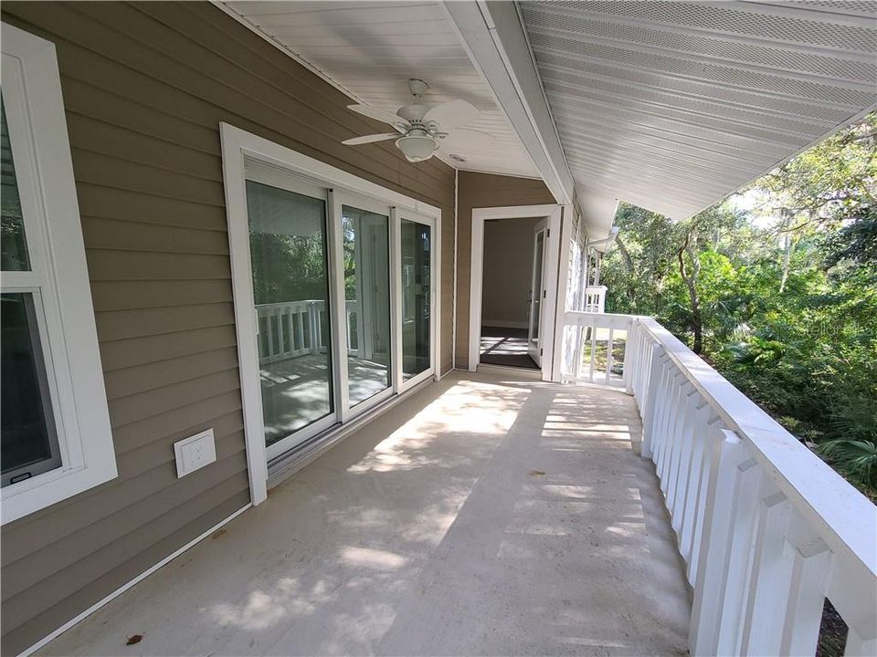 For Rent: $1,800 (2 beds, 2 baths, 1160 Square Feet)
