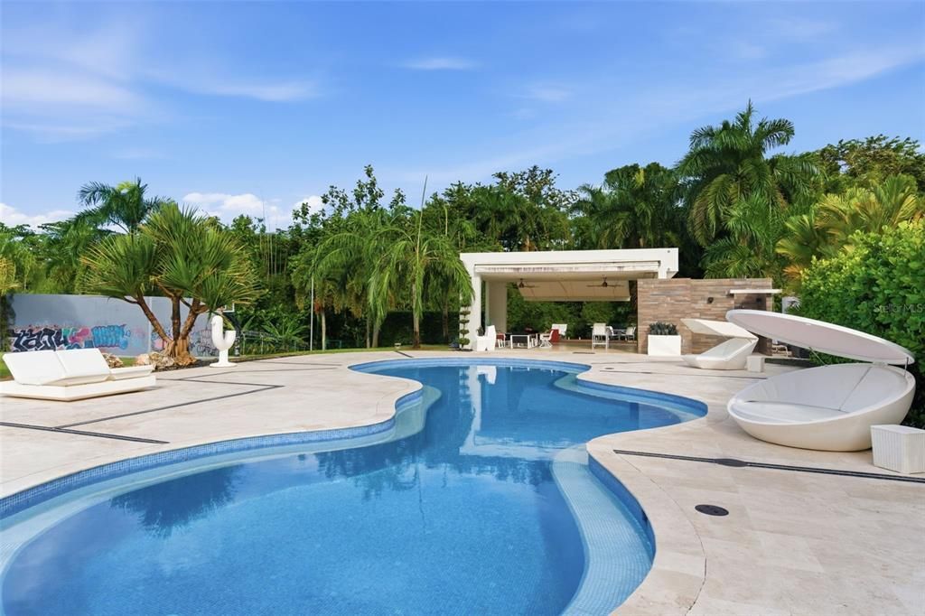 En Venta: $8,500,000 (8 camas, 7 baños, 9500 Pies cuadrados)