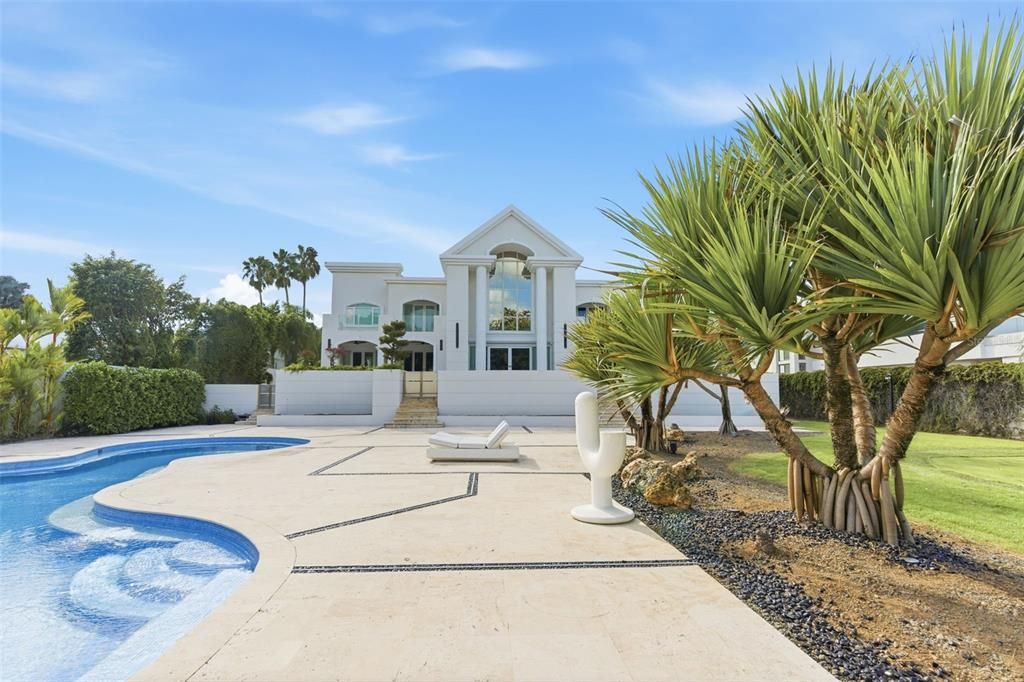 En Venta: $8,500,000 (8 camas, 7 baños, 9500 Pies cuadrados)
