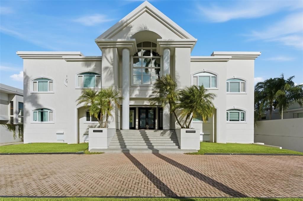 En Venta: $8,500,000 (8 camas, 7 baños, 9500 Pies cuadrados)