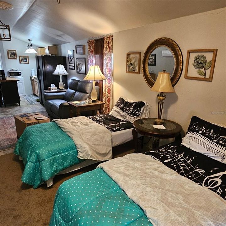 For Sale: $460,000 (0 beds, 0 baths, 2700 Square Feet)