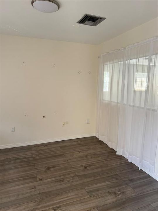 For Sale: $120,000 (0 beds, 0 baths, 592 Square Feet)