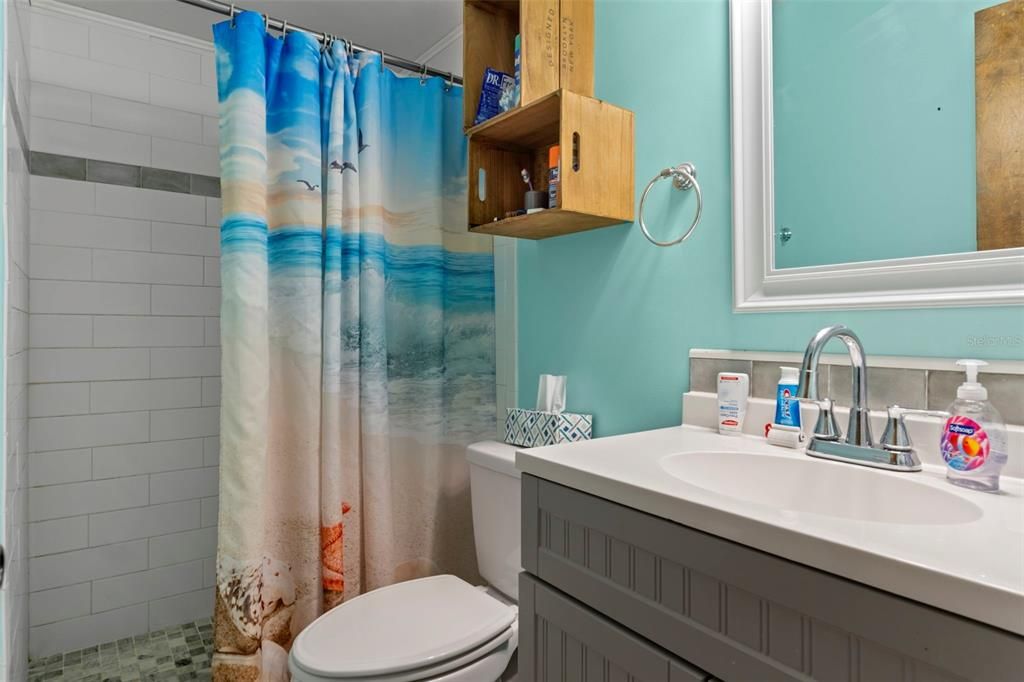 For Sale: $178,000 (2 beds, 2 baths, 1160 Square Feet)