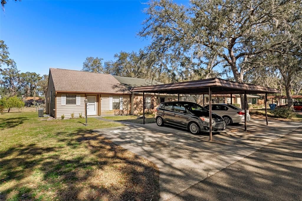 For Sale: $178,000 (2 beds, 2 baths, 1160 Square Feet)
