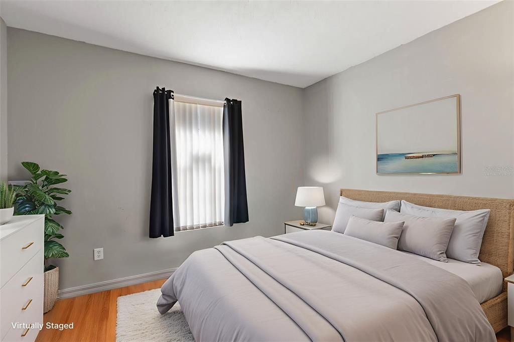 For Sale: $178,000 (2 beds, 2 baths, 1160 Square Feet)