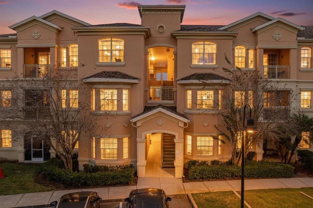 На продажу: $189,900 (2 спален, 2 ванн, 1261 Квадратных фут)