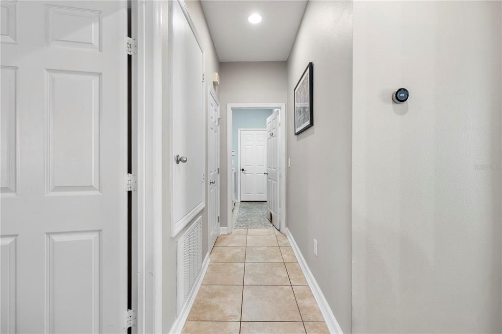 Activo con contrato: $569,000 (5 camas, 3 baños, 3196 Pies cuadrados)