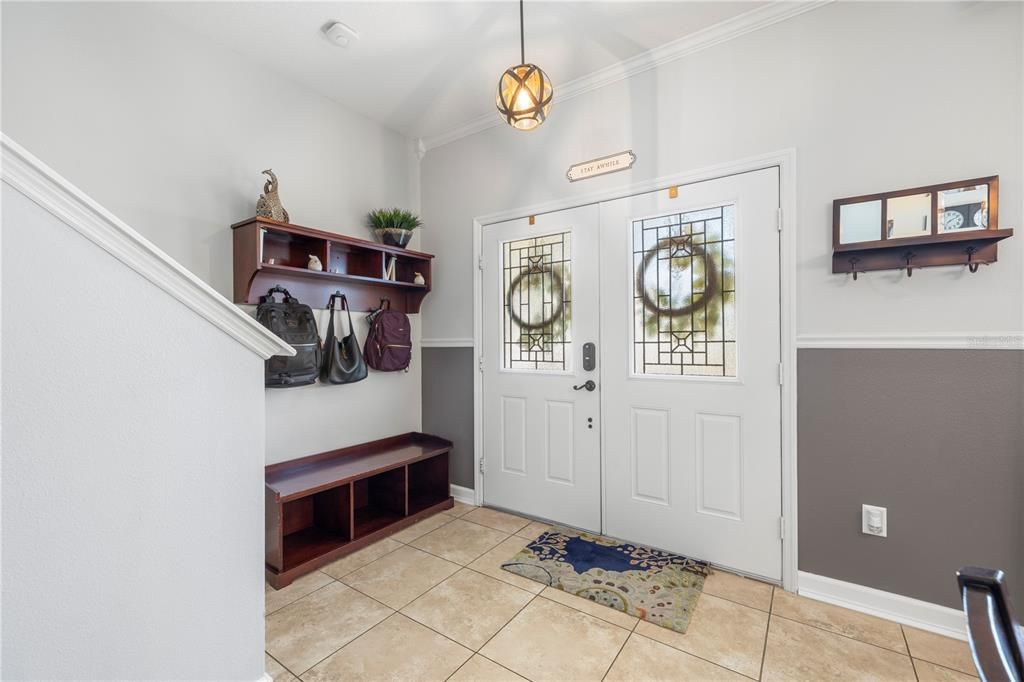 Activo con contrato: $569,000 (5 camas, 3 baños, 3196 Pies cuadrados)