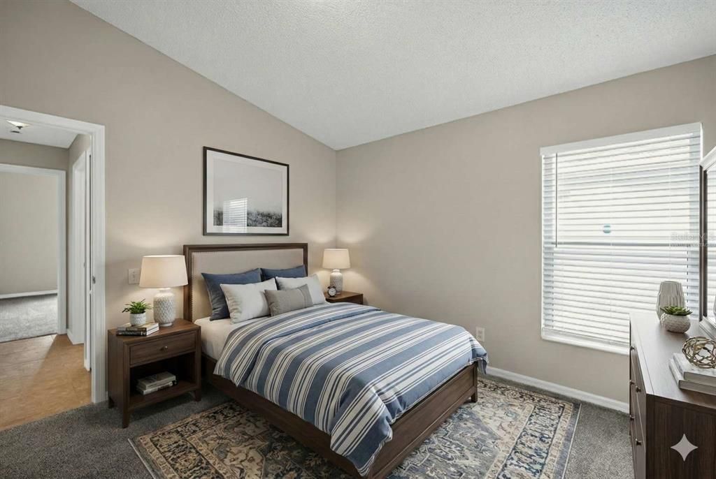 Activo con contrato: $299,000 (4 camas, 2 baños, 1665 Pies cuadrados)