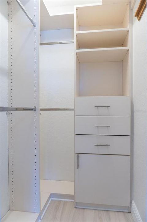 Activo con contrato: $219,900 (3 camas, 2 baños, 1164 Pies cuadrados)