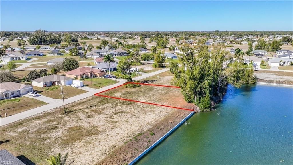 На продажу: $75,000 (0.24 acres)