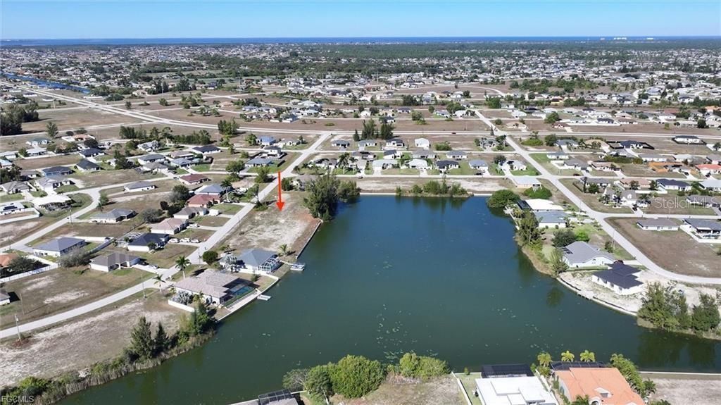 На продажу: $75,000 (0.24 acres)