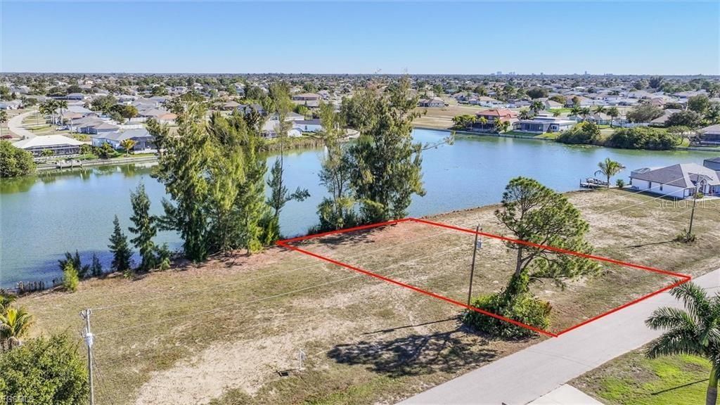 На продажу: $75,000 (0.24 acres)