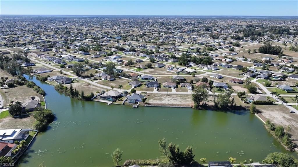 На продажу: $75,000 (0.24 acres)