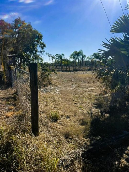 На продажу: $55,000 (0.49 acres)
