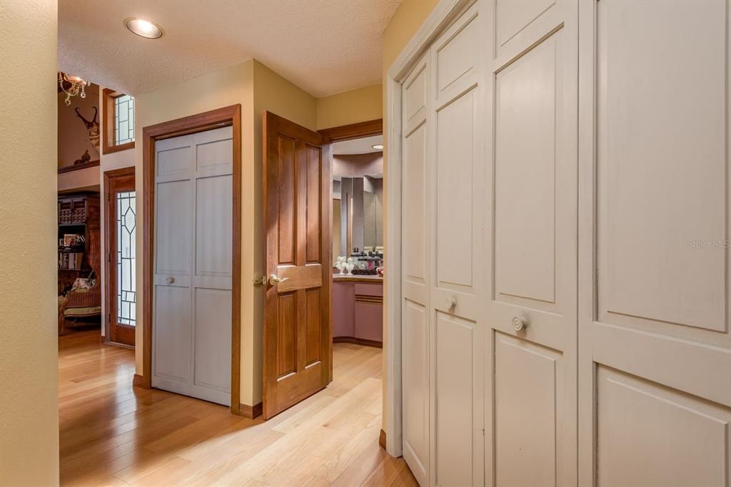 En Venta: $2,195,000 (4 camas, 4 baños, 4214 Pies cuadrados)