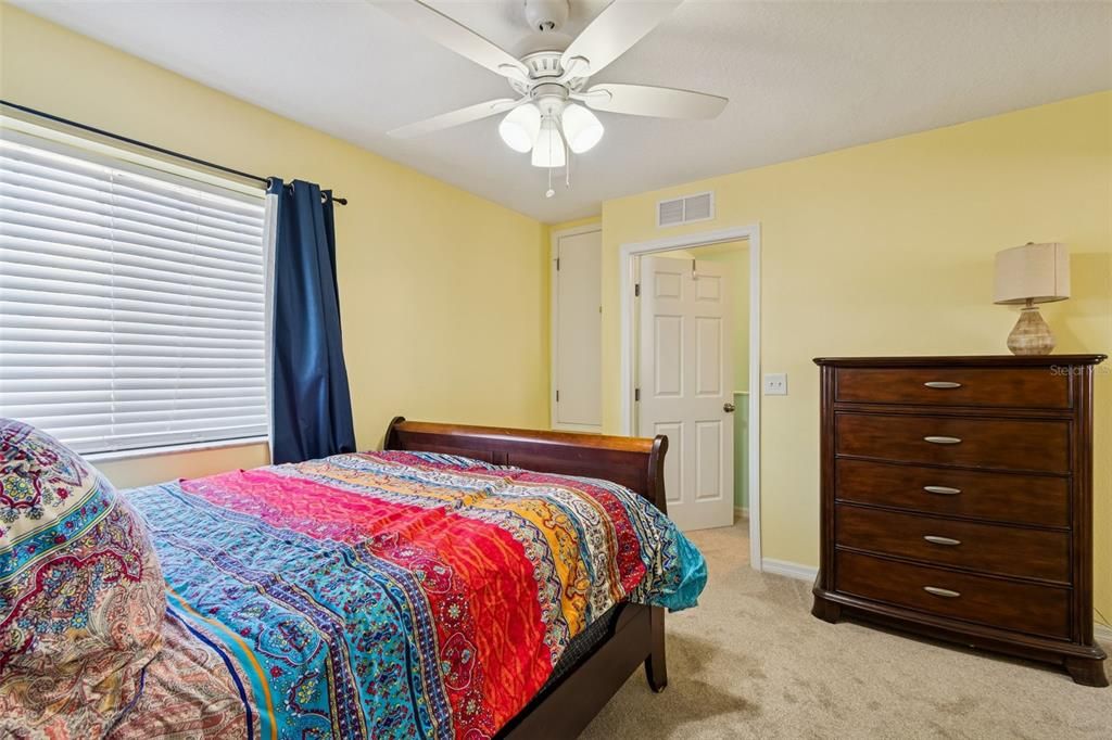 For Sale: $595,000 (5 beds, 3 baths, 2505 Square Feet)