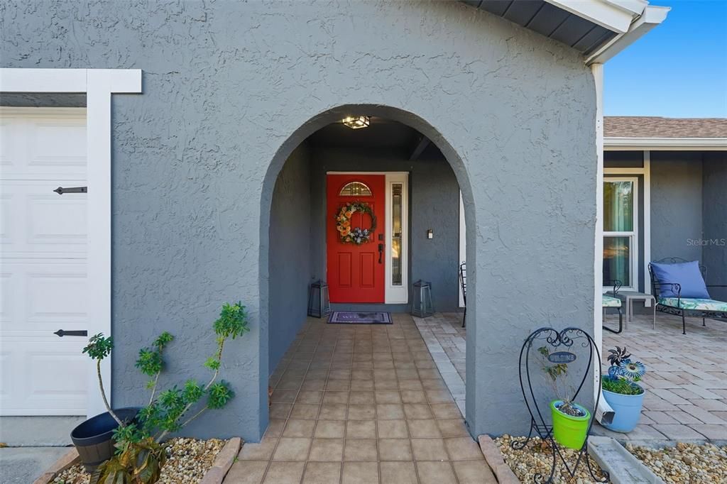 For Sale: $519,000 (4 beds, 2 baths, 1733 Square Feet)