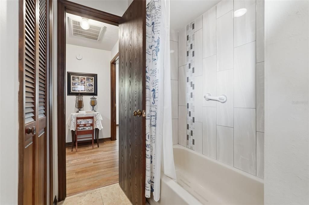 For Sale: $519,000 (4 beds, 2 baths, 1733 Square Feet)