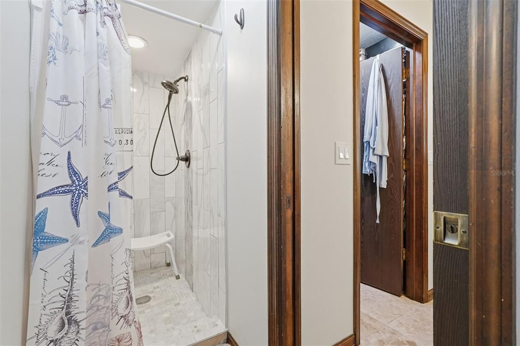 For Sale: $519,000 (4 beds, 2 baths, 1733 Square Feet)