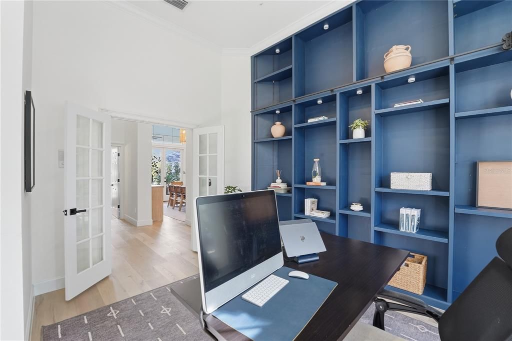 For Sale: $899,900 (3 beds, 3 baths, 2806 Square Feet)