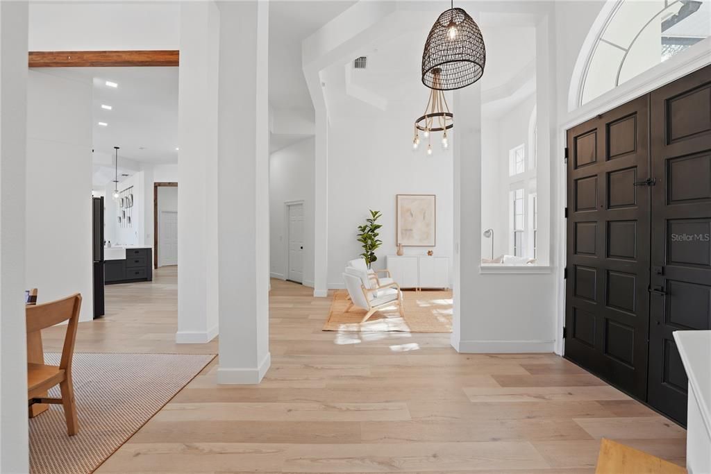 For Sale: $899,900 (3 beds, 3 baths, 2806 Square Feet)