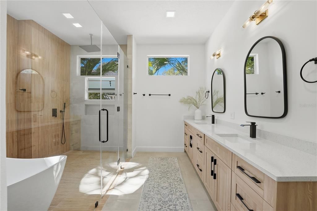 For Sale: $899,900 (3 beds, 3 baths, 2806 Square Feet)