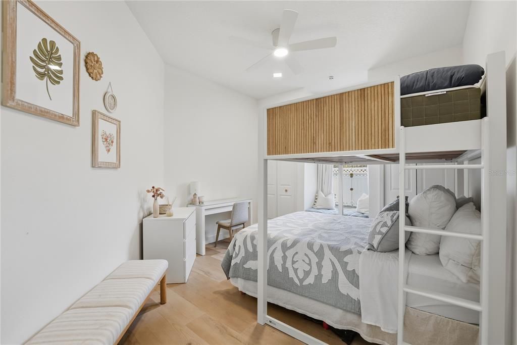 For Sale: $899,900 (3 beds, 3 baths, 2806 Square Feet)