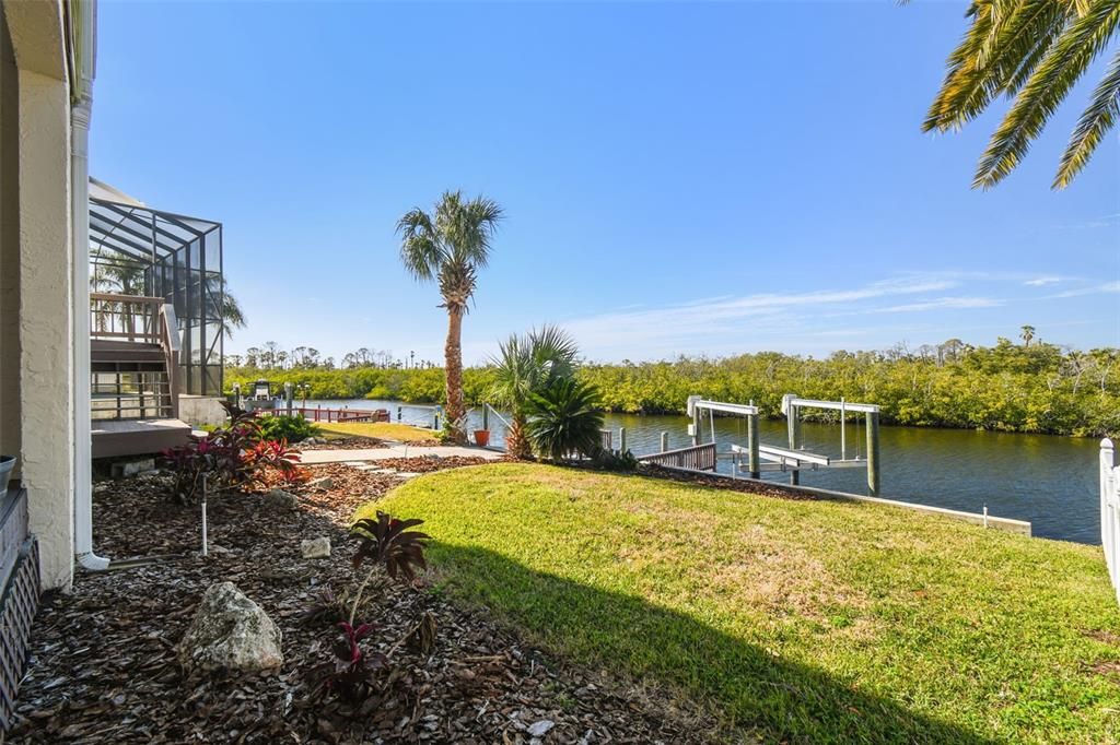 Active With Contract: $799,000 (4 beds, 3 baths, 2294 Square Feet)