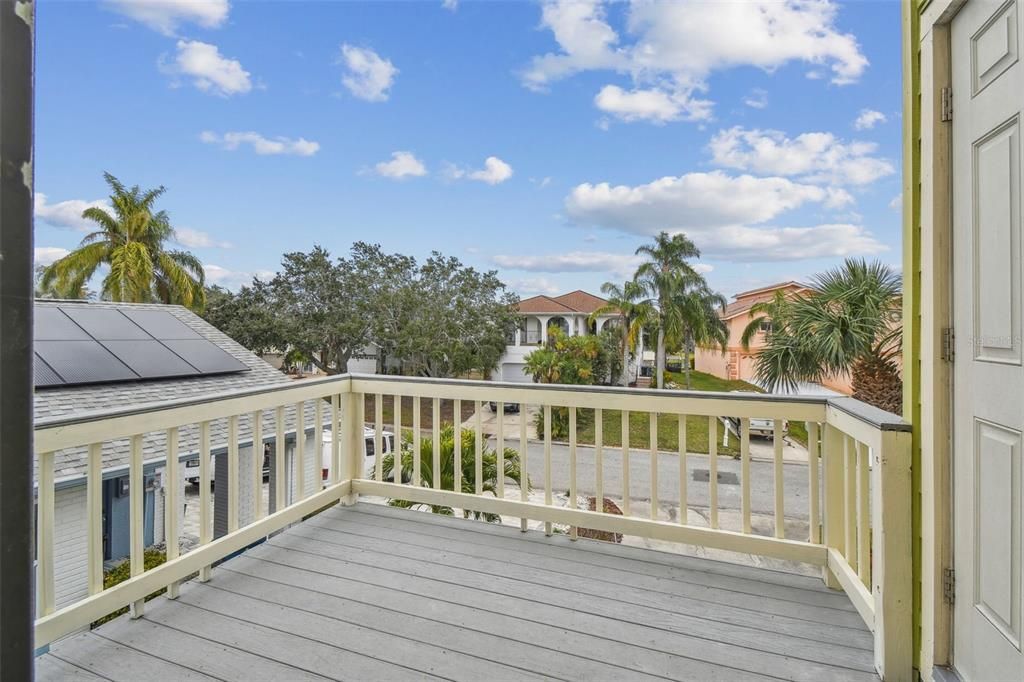Active With Contract: $799,000 (4 beds, 3 baths, 2294 Square Feet)
