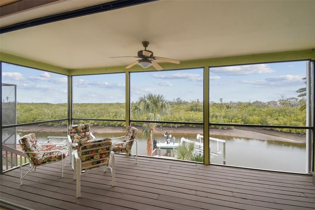 Active With Contract: $799,000 (4 beds, 3 baths, 2294 Square Feet)