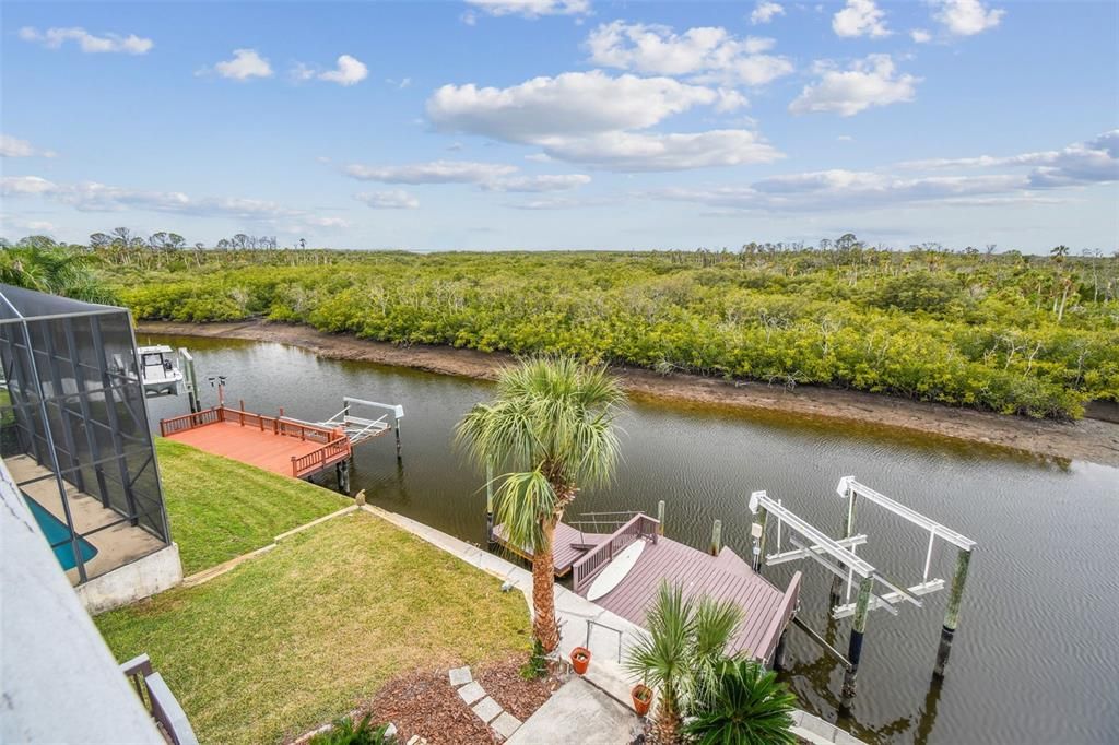 Active With Contract: $799,000 (4 beds, 3 baths, 2294 Square Feet)
