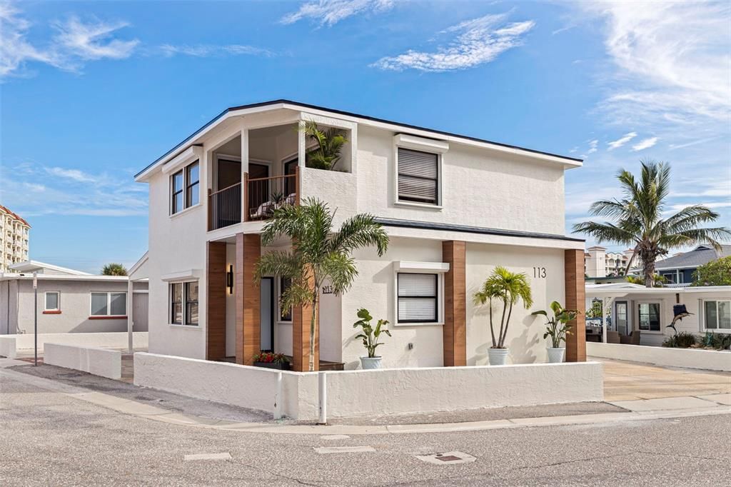 En Venta: $1,550,000 (4 camas, 4 baños, 1986 Pies cuadrados)