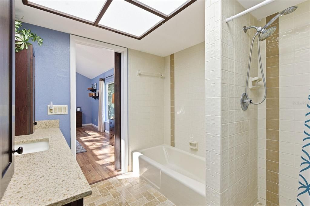 Active With Contract: $699,000 (4 beds, 3 baths, 2936 Square Feet)