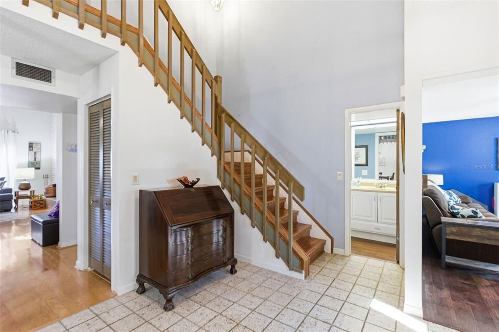Active With Contract: $699,000 (4 beds, 3 baths, 2936 Square Feet)