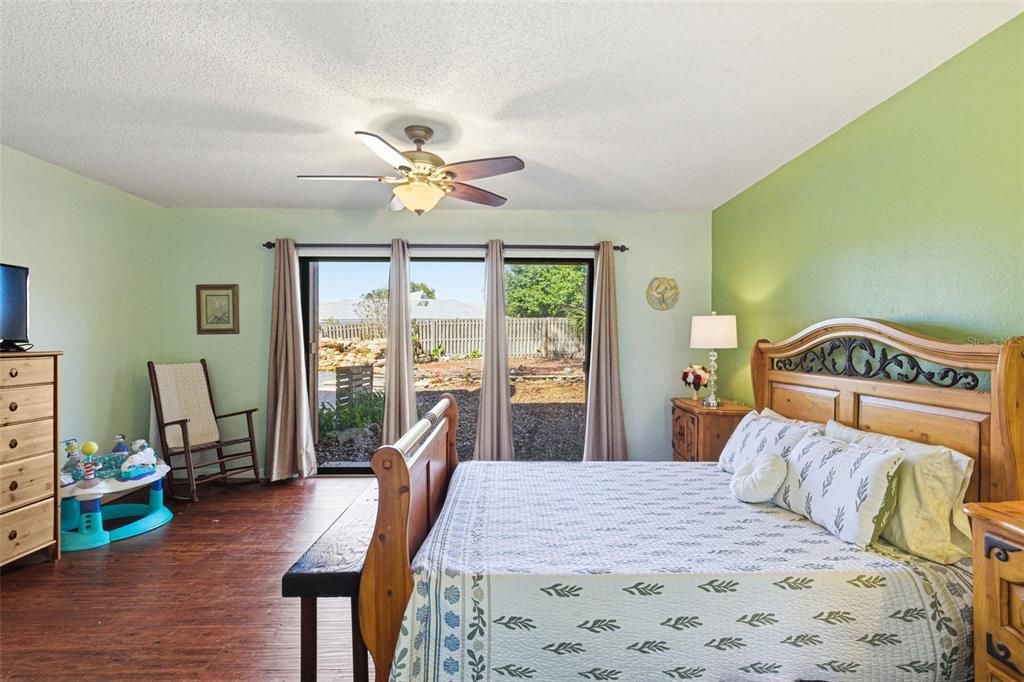 Active With Contract: $699,000 (4 beds, 3 baths, 2936 Square Feet)