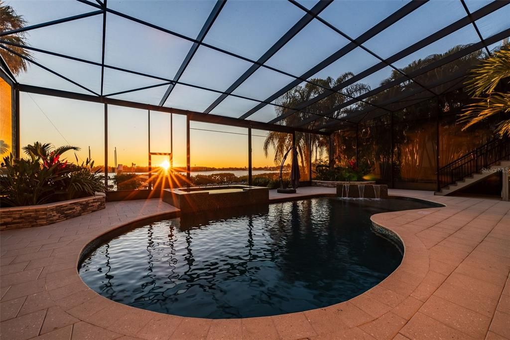 For Sale: $4,395,000 (6 beds, 5 baths, 5186 Square Feet)